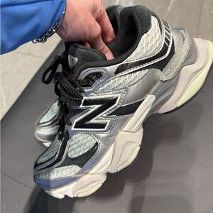New Balance 9060 Black White Silver Athletic Shoes Sneakers US W 8 M 6.5